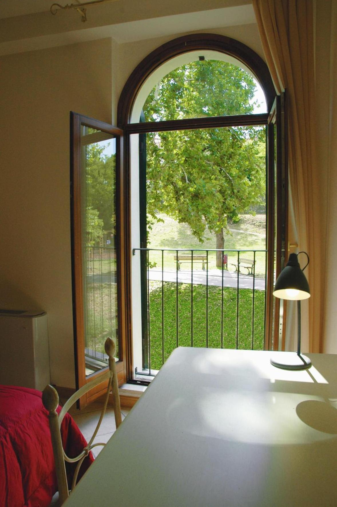 Residence Bizzoni Terni Exterior photo