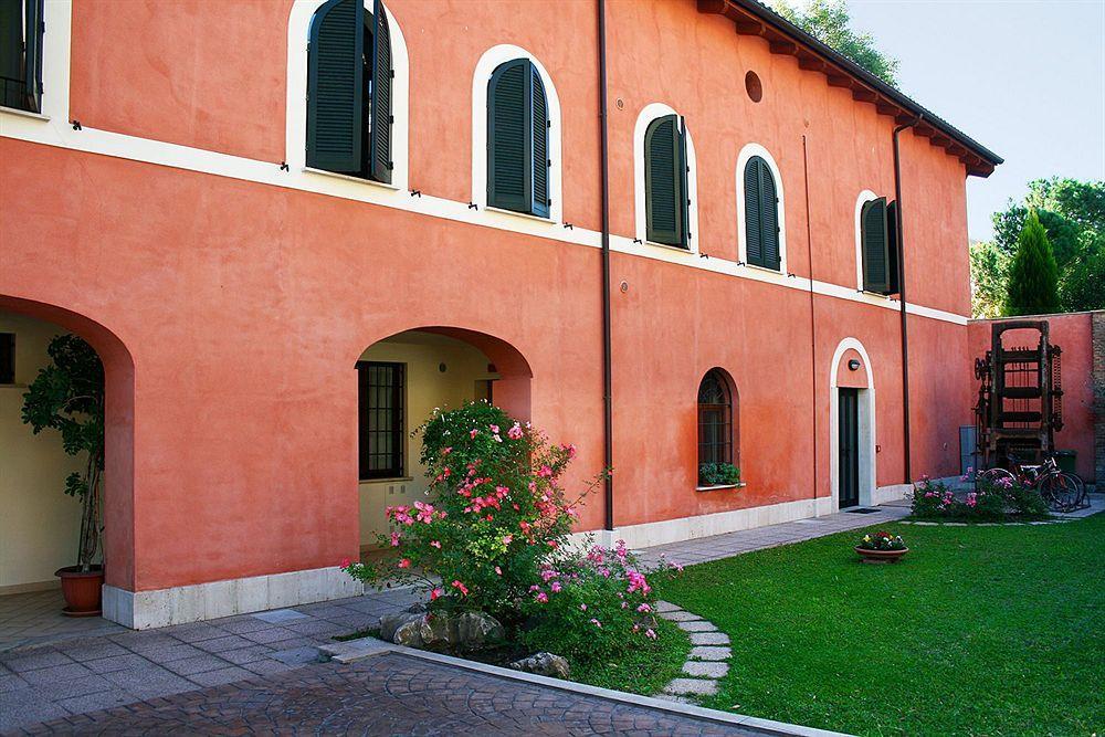 Residence Bizzoni Terni Exterior photo